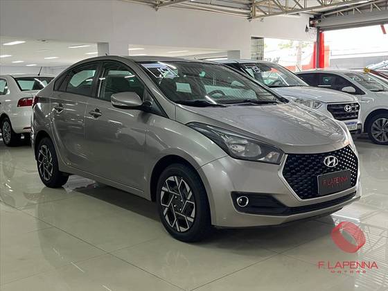 HYUNDAI HB20S 1.6 COMFORT PLUS 16V FLEX 4P AUTOMÁTICO